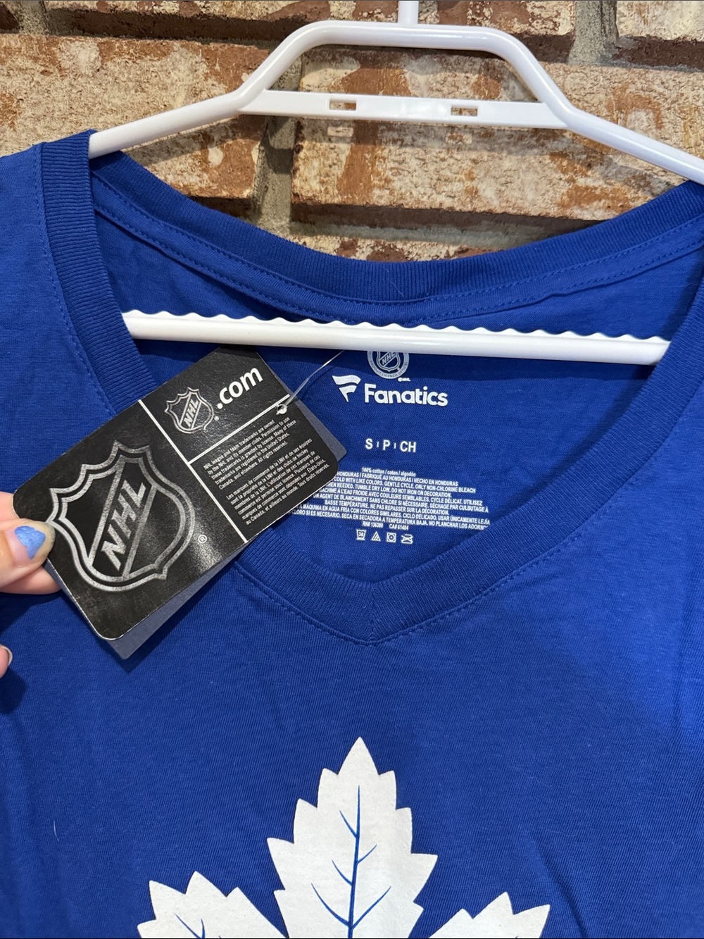 Fanatics Toronto Maple Leafs Auston Matthews Royal Blue V‑Neck Tee - Picture 3 of 4